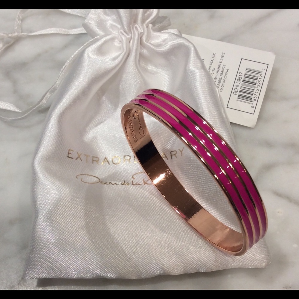 Oscar de la Renta bangle bracelet in Satin bag